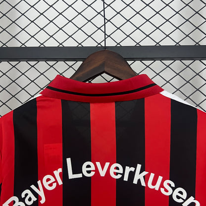 Bayer 04 Leverkusen Local Retro 2001/02 Versión Fan