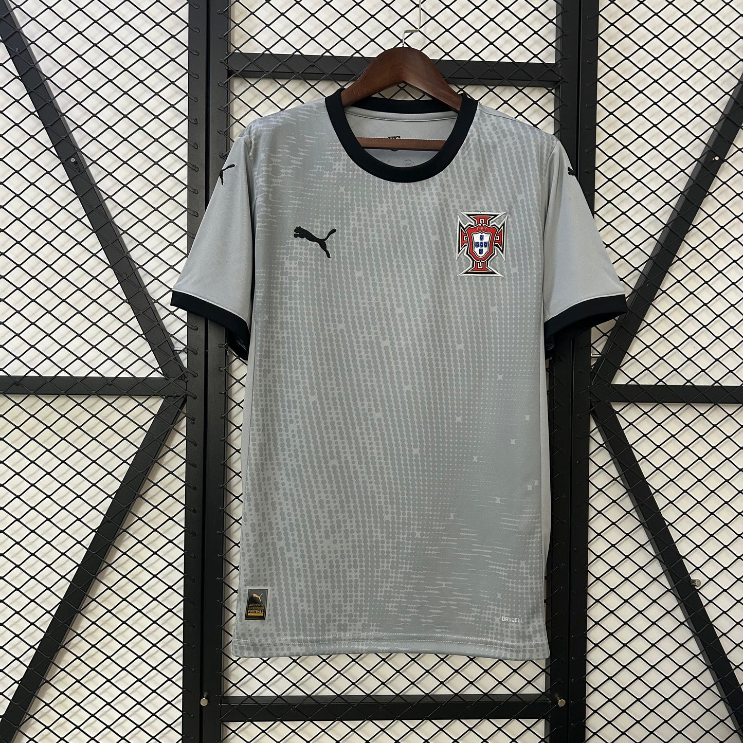 Portugal Portero Gris 2025/26 Versión Fan