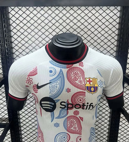 FC Barcelona "Edición Especial Blanca" 2024/25 Versión Jugador