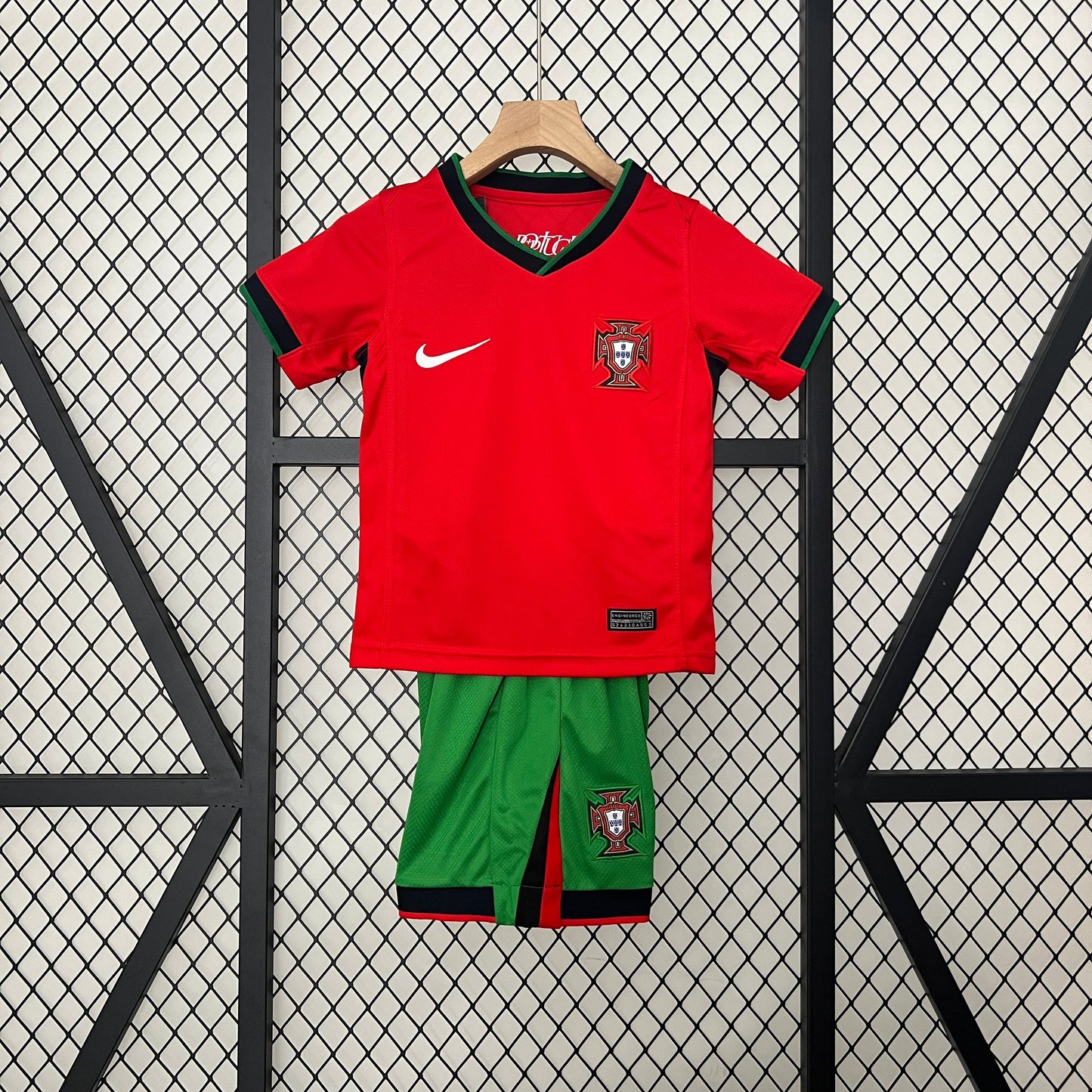 Portugal Kit Niños Local 2024