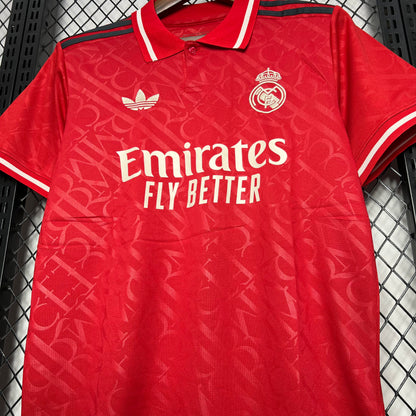 Real Madrid Roja 2024/25 Versión Fan