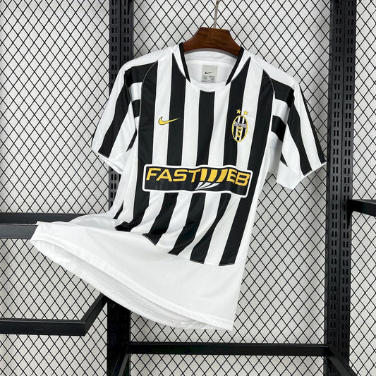Juventus Local Retro 2002/03 Versión Fan