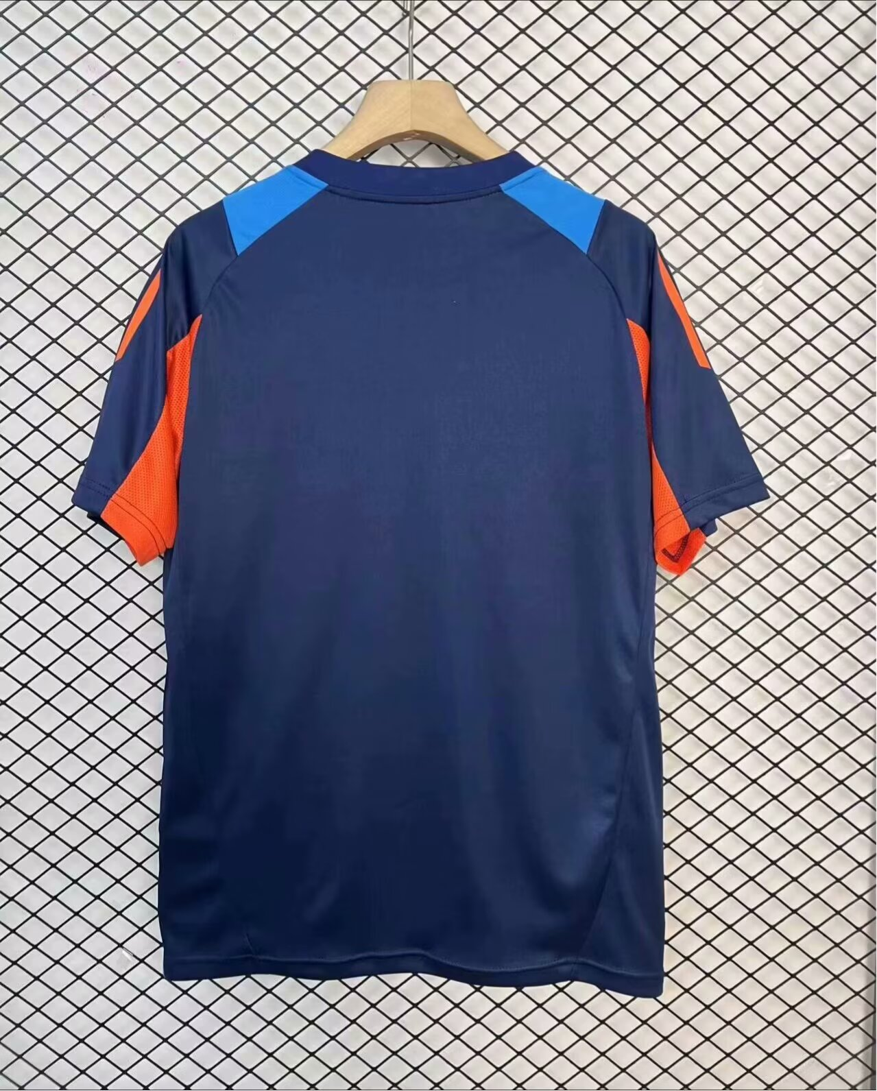 Universidad de Chile Entrenamiento 2025 Versión Fan
