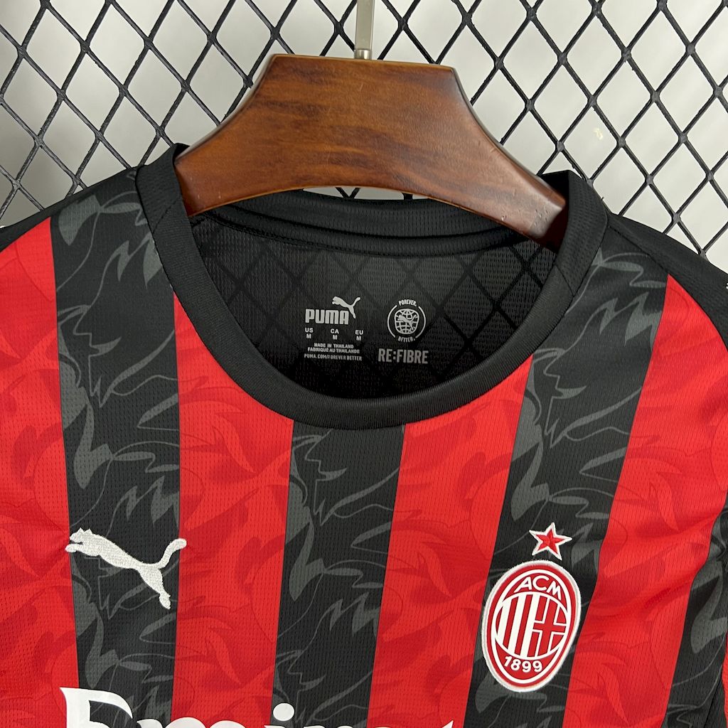 AC Milán Manga Larga Local 2025/26 Versión Fan