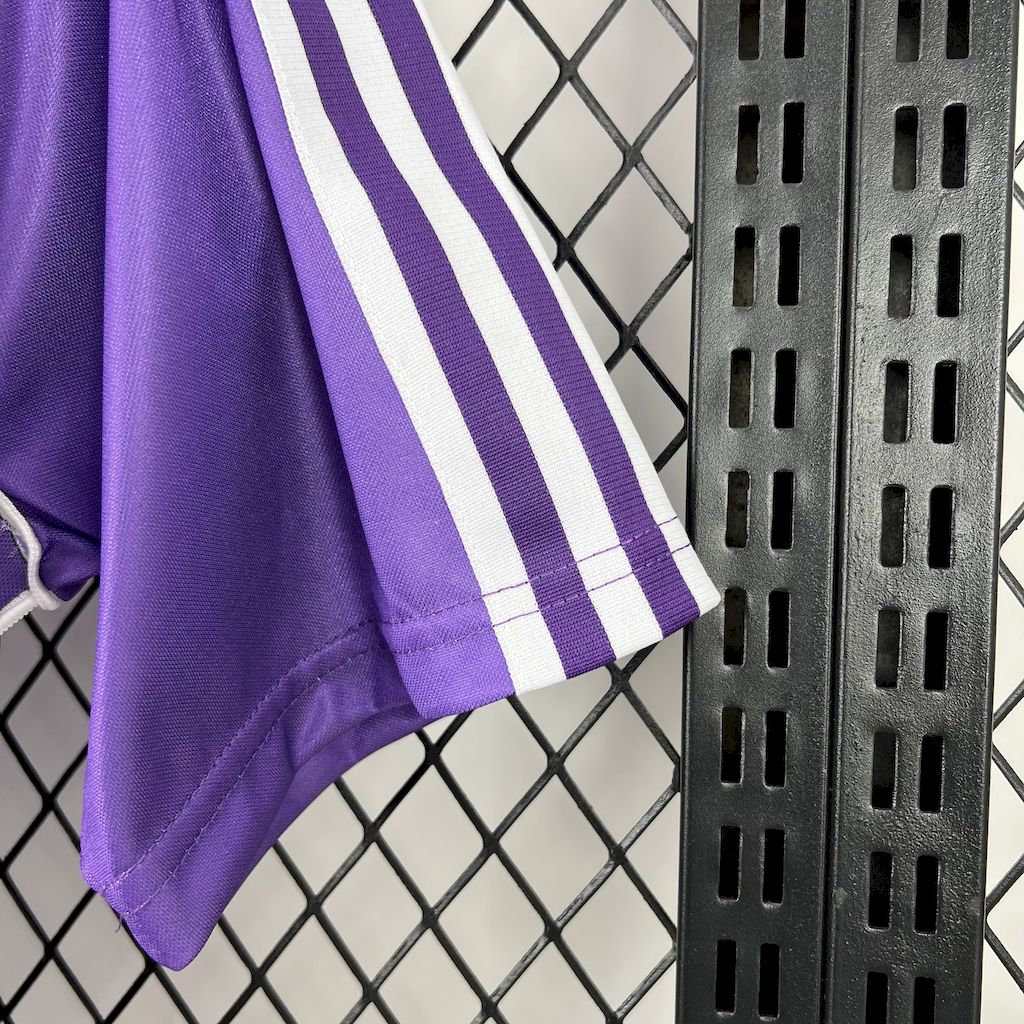 Real Madrid Tercera Retro 1984/85 Versión Fan