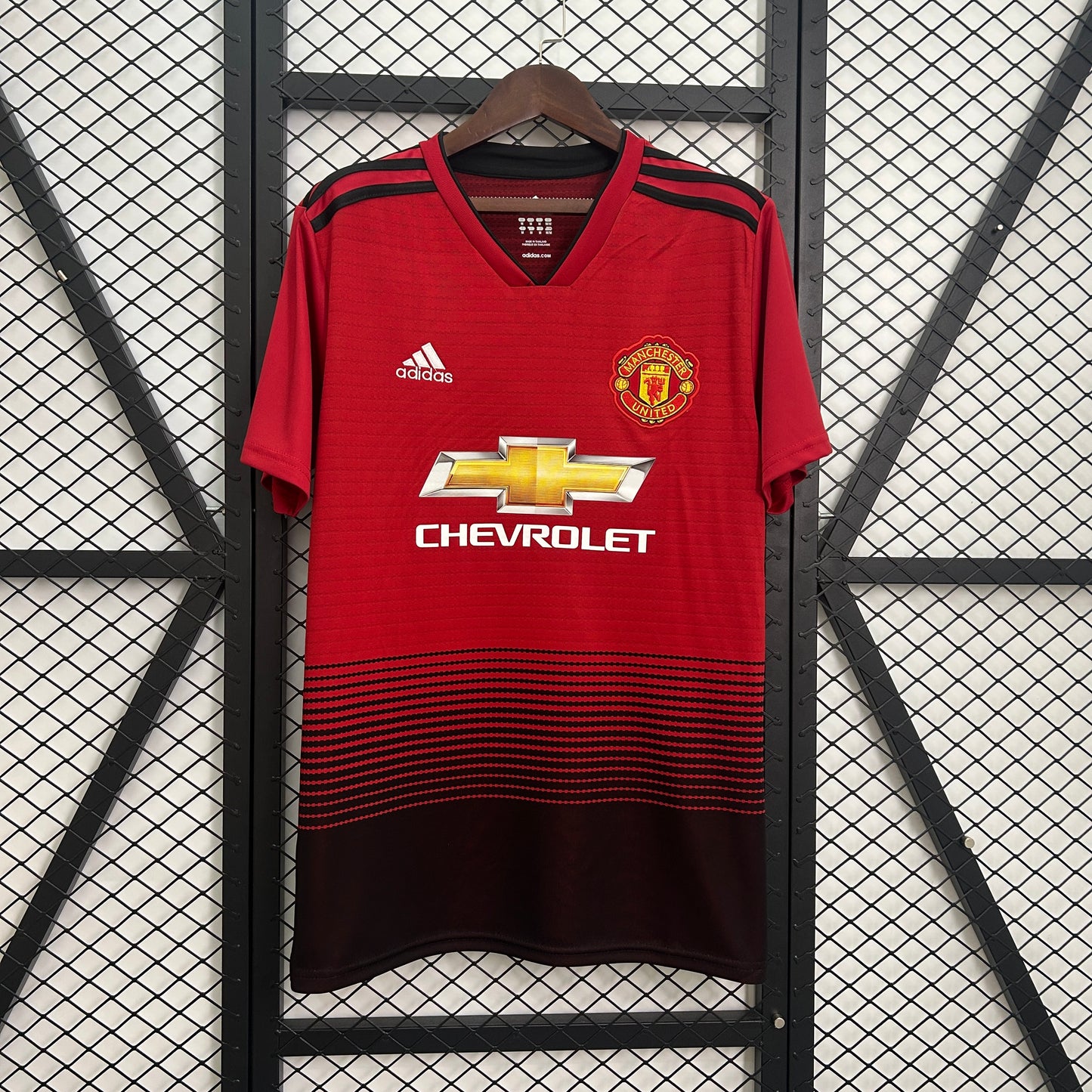 Manchester United Retro 2018/19 Versión Fan