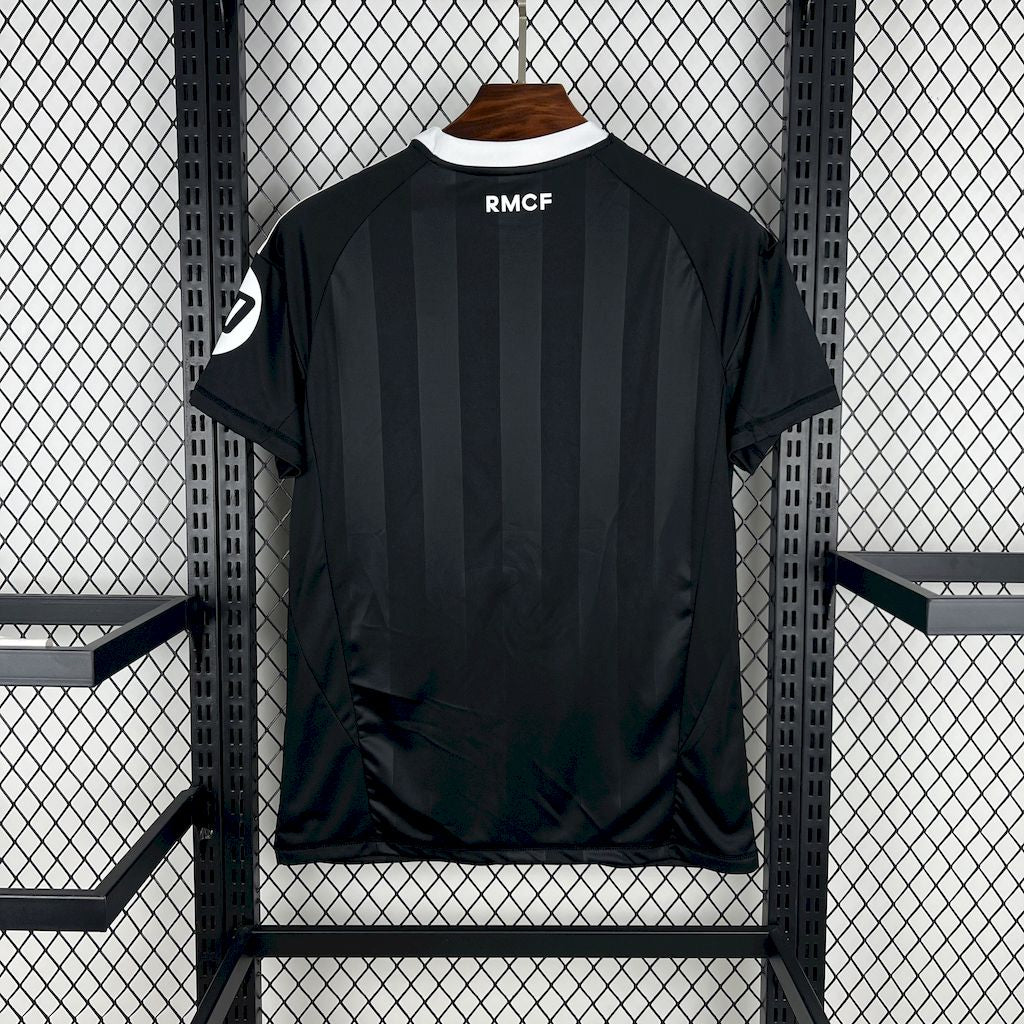 Real Madrid Entrenamiento Negro 2025/26 Versión Fan