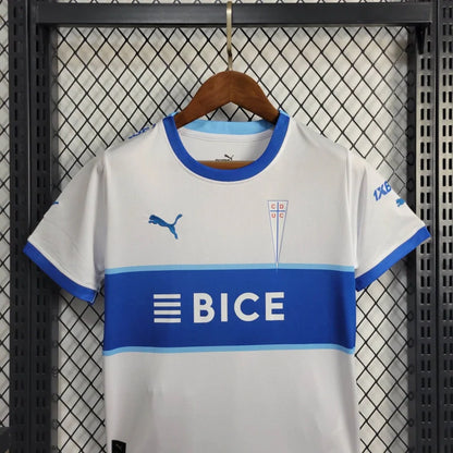 Universidad Católica Kit Niños Local 2024