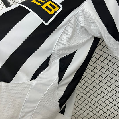 Juventus Local Retro 2003/04 Versión Fan