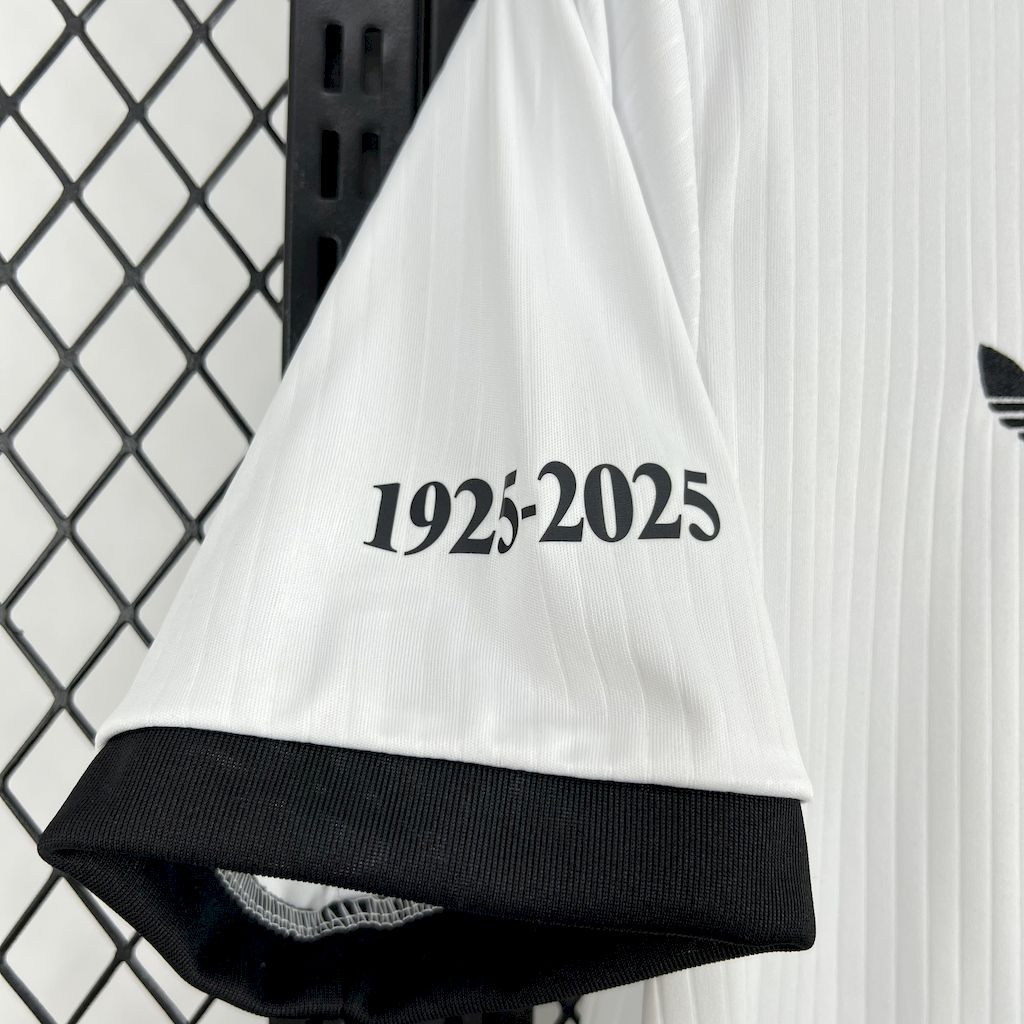 Colo Colo "Casual Retro Blanca" 2025 Versión Fan