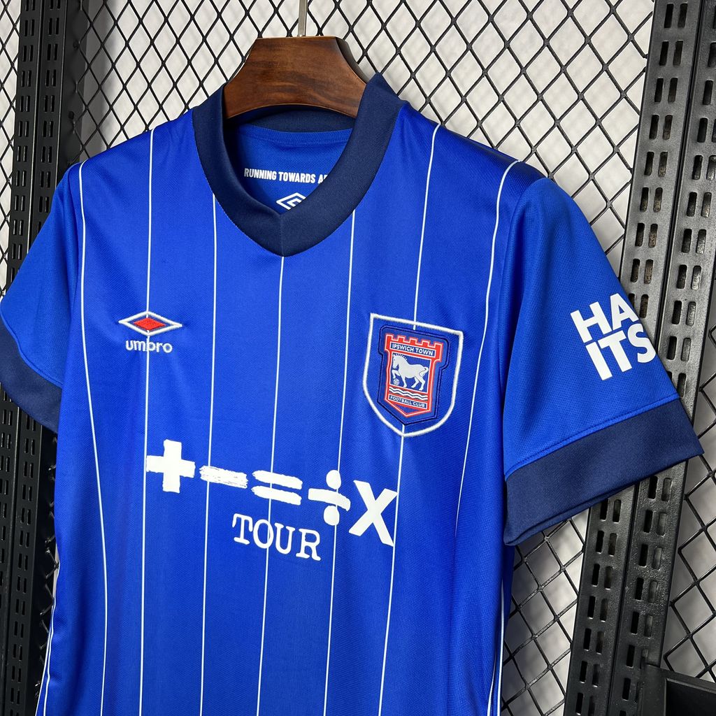 Ipswich Town Local 2024/25 Versión Fan