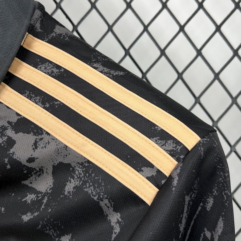 Ajax Edición Especial Stone Island 2025/26 Versión Fan