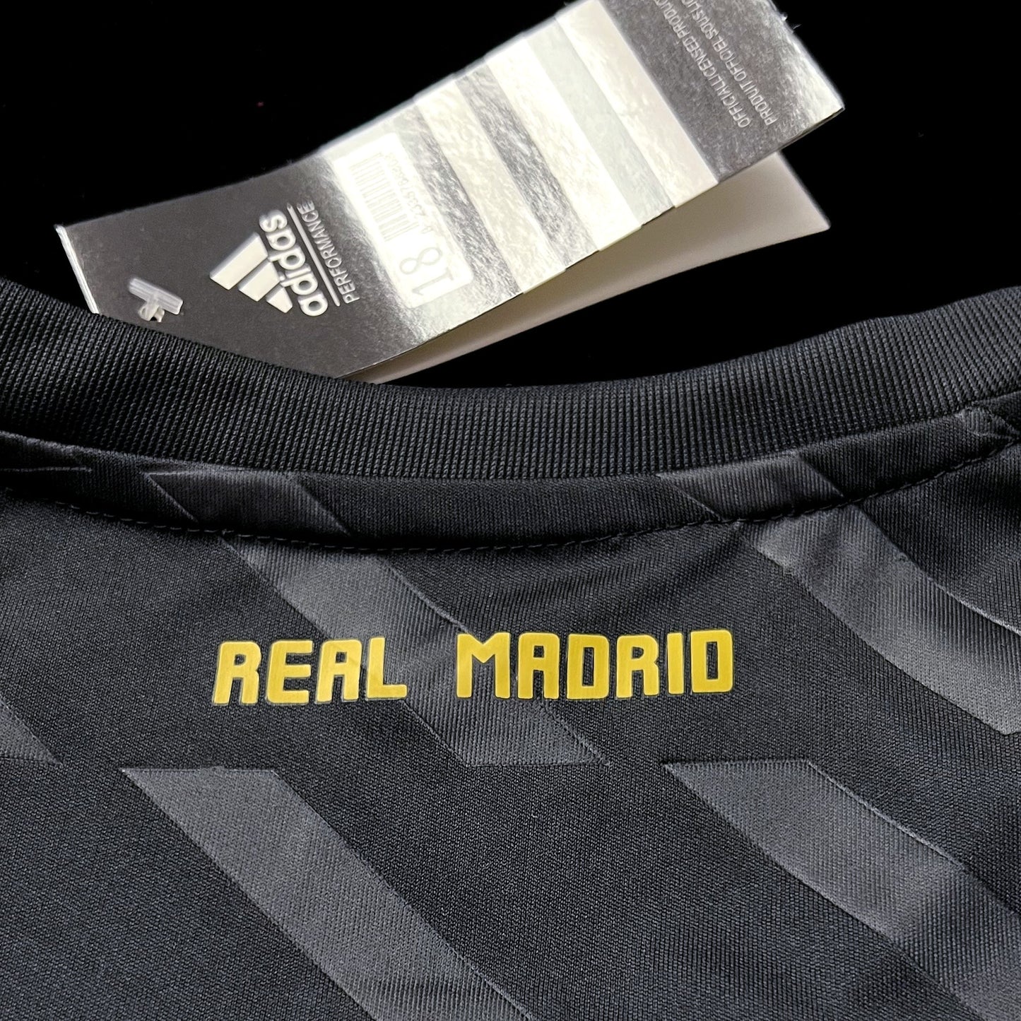 Real Madrid Retro Kit Niños Visita 2011/12