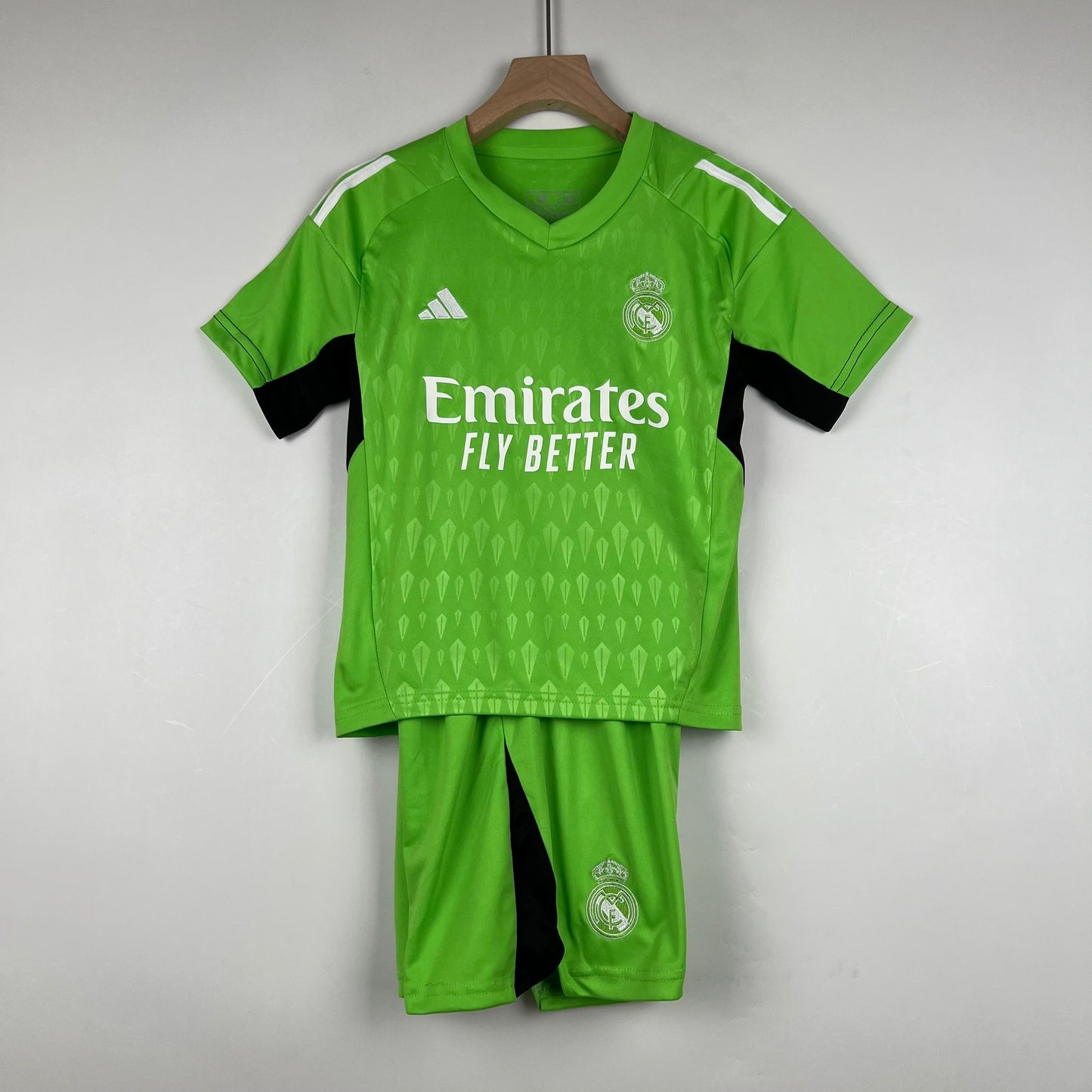 Real Madrid Kit Niños Portero Verde 2023/24