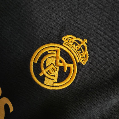 Real Madrid Kit Niños Cuarta 2023/24