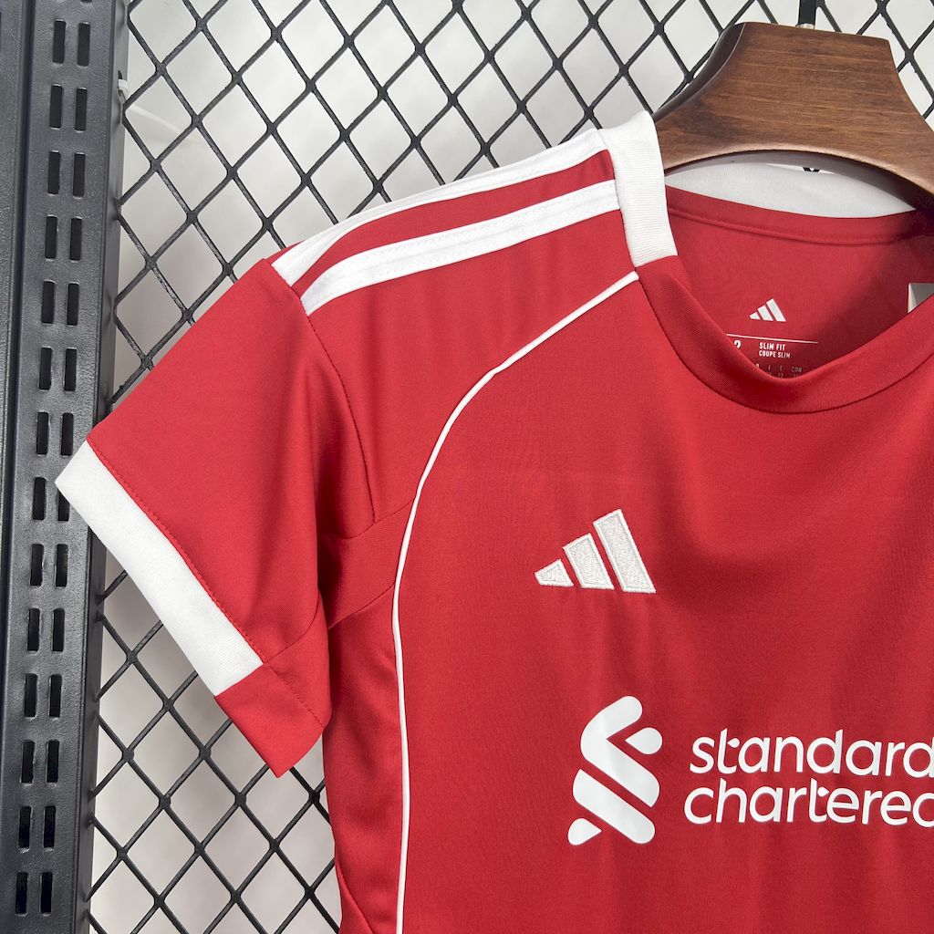 Liverpool Local Kit Niños 2025/26