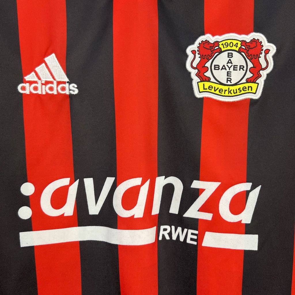 Bayer 04 Leverkusen Local Retro 2000/01 Versión Fan
