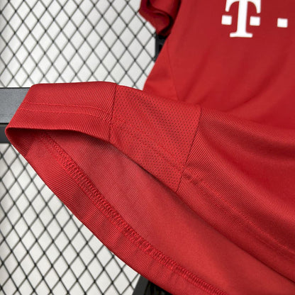 Bayern Munich Local Retro 2005/06 Versión Fan