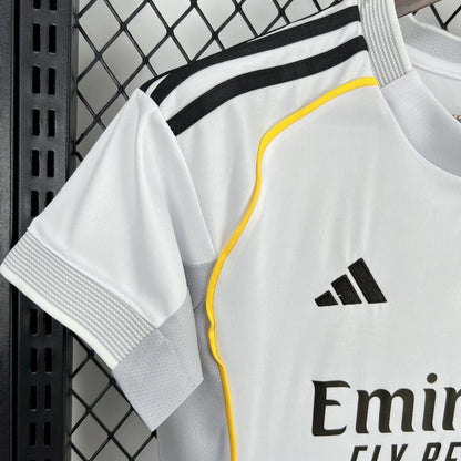 Real Madrid Local 2025/26 Versión Mujer