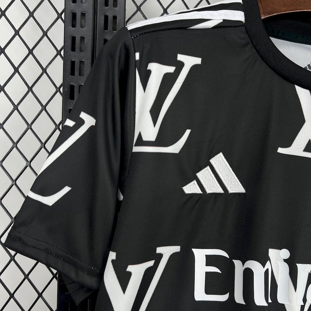 Real Madrid "Louis Vuitton Negro" 2025/26 Versión Fan