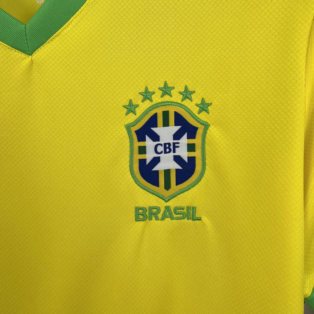 Brasil "Jordan Amarillo" 2025/26 Versión Fan