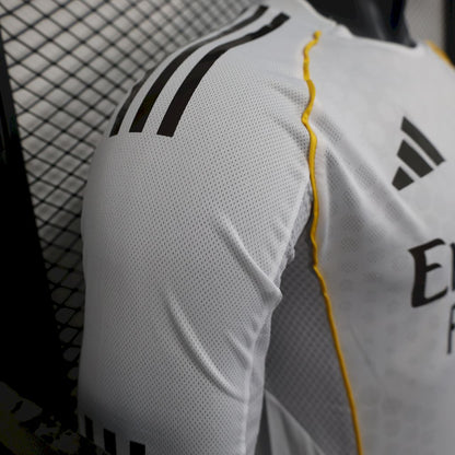 Real Madrid Manga Larga Local 2025/26 Versión Jugador