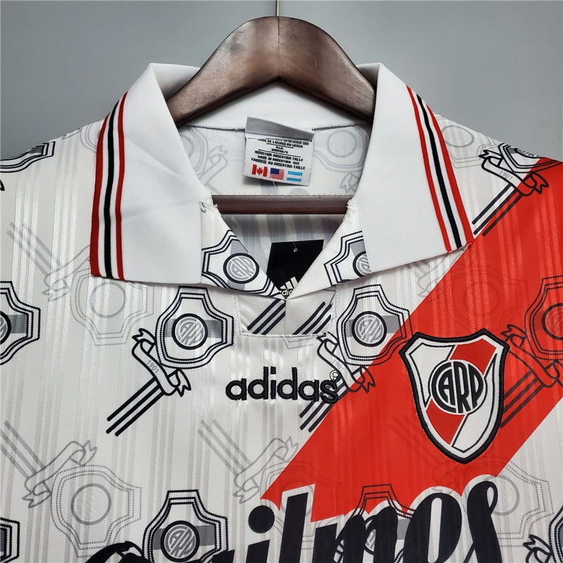 River Plate Local Retro 1995 Versión Fan