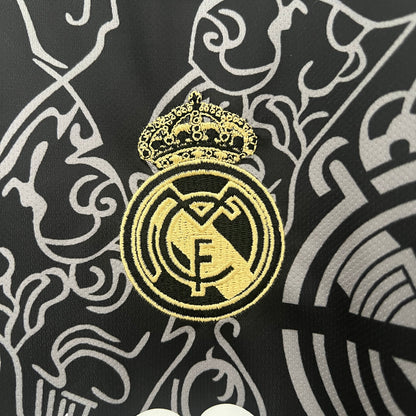 Real Madrid Edición Especial Negra 2024/25 Versión Fan