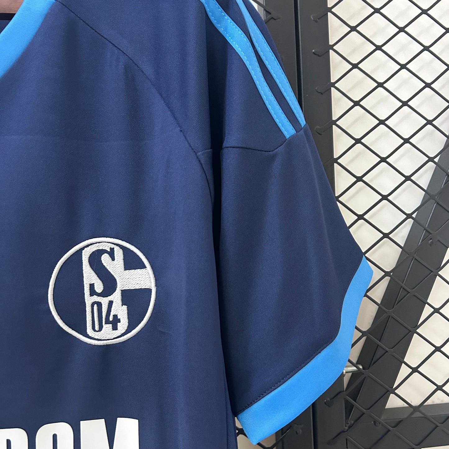 Schalke 04 Visita Retro 2010/11 Versión Fan