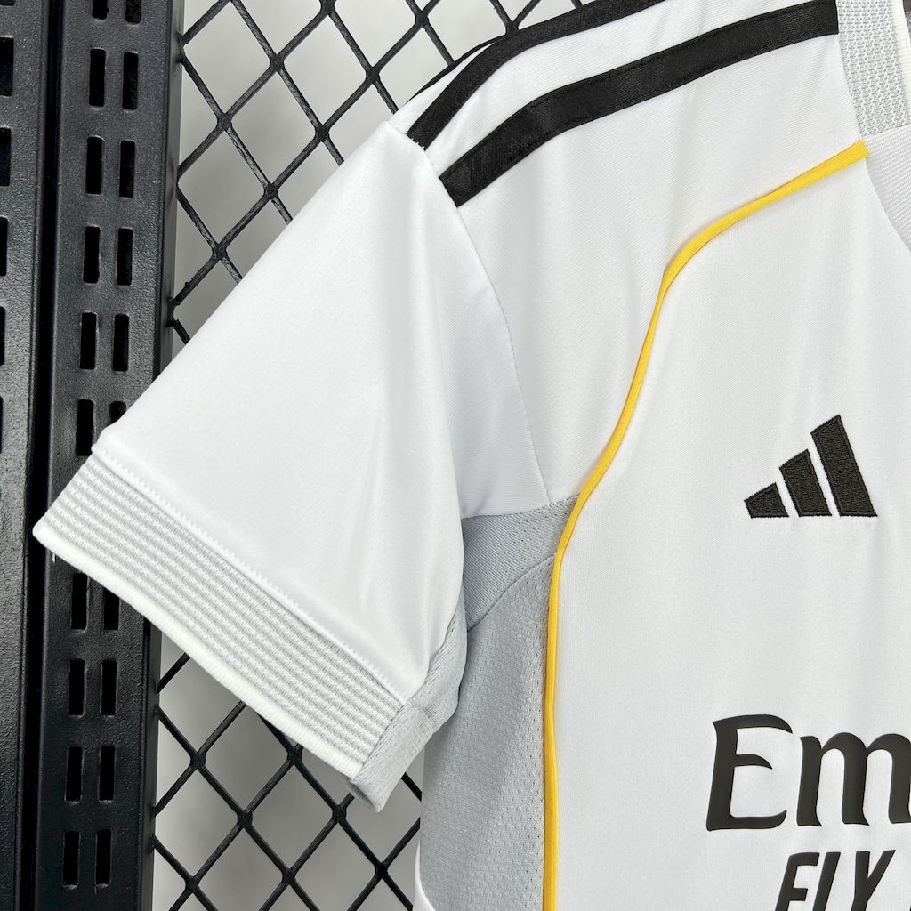 Real Madrid Kit Niños Local 2025/26