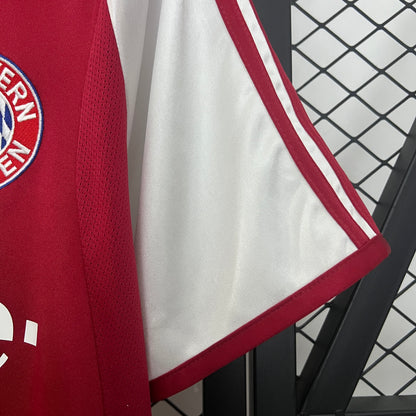 Bayern Munich Local Retro 2003/04 Versión Fan