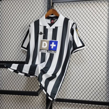 Juventus Retro Local 1998/00 Versión Fan