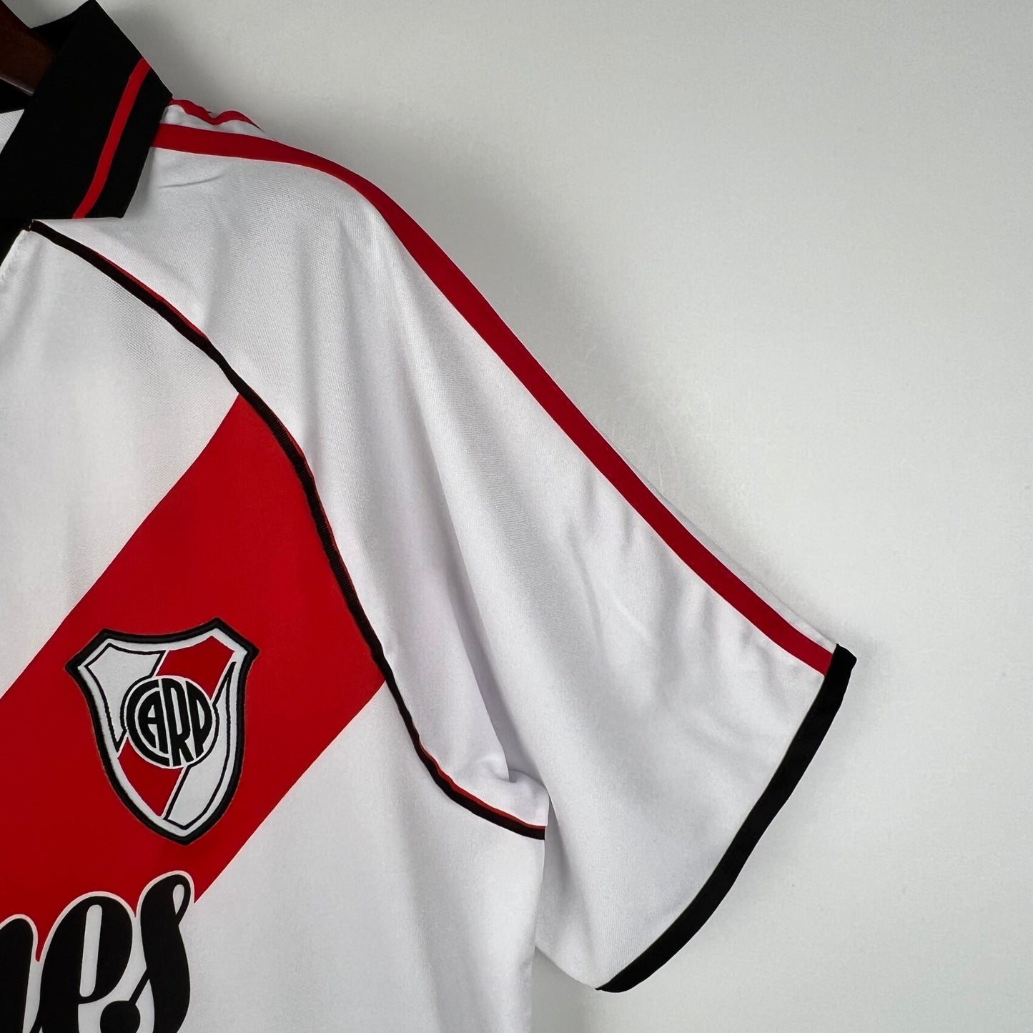 River Plate Local Retro 2000 Versión Fan