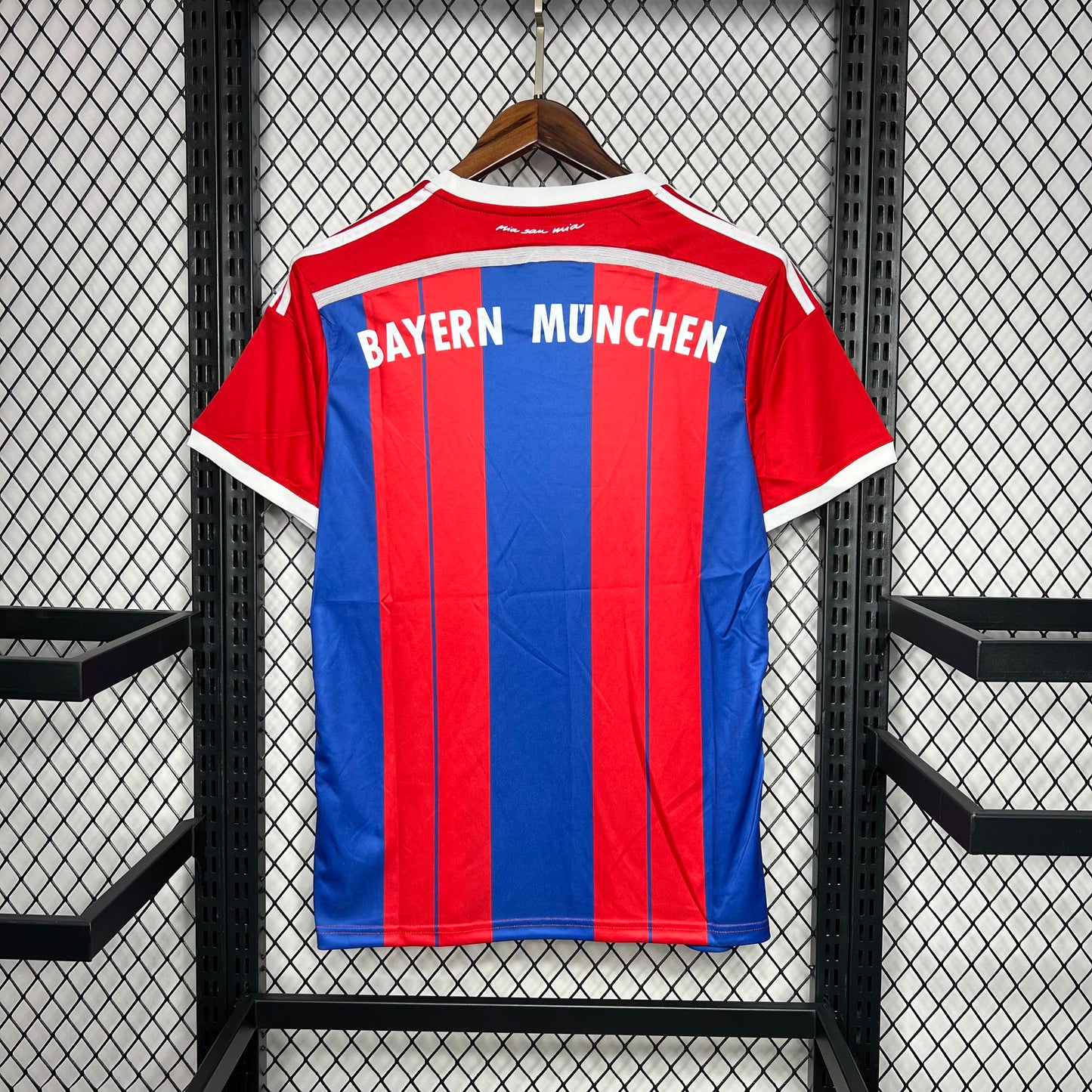 Bayern Munich Local Retro 2014/15 Versión Fan