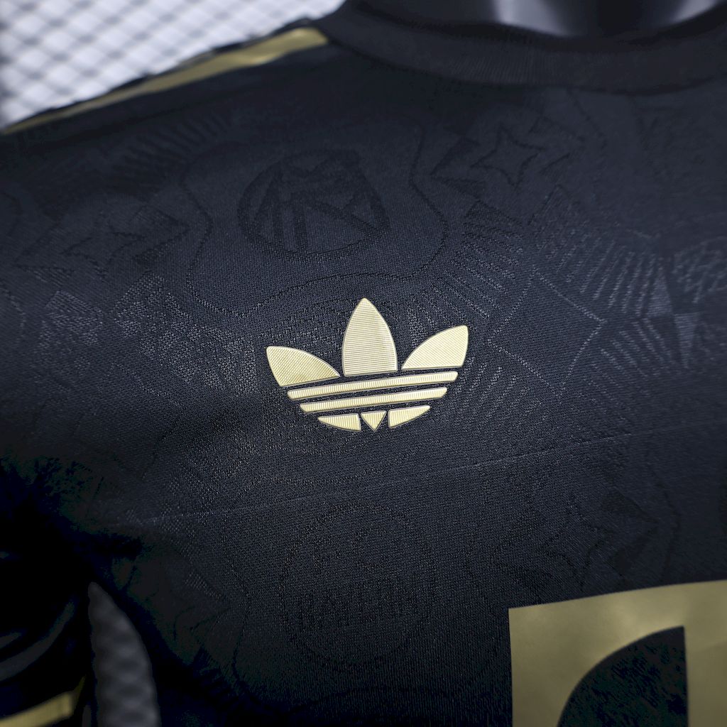 Bayern Munich "125 Aniversario Black Color" 2024/25 Versión Jugador
