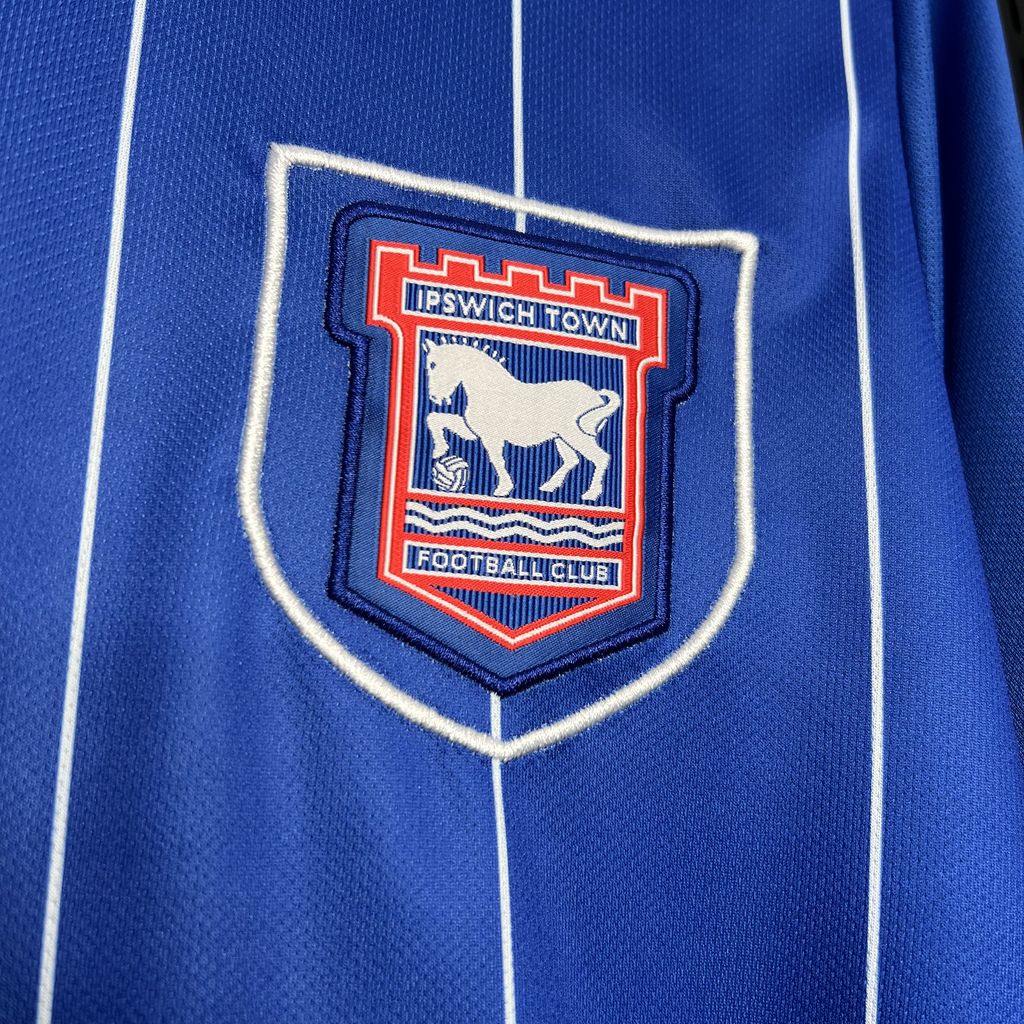 Ipswich Town Local 2024/25 Versión Fan