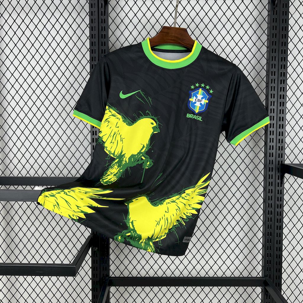Brasil "Edición Pigeon Negro" 2025/26 Versión Fan