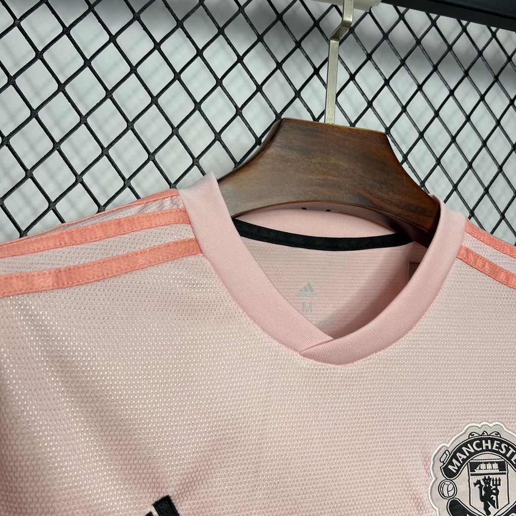 Manchester United Visita Retro 2018/19 Versión Fan