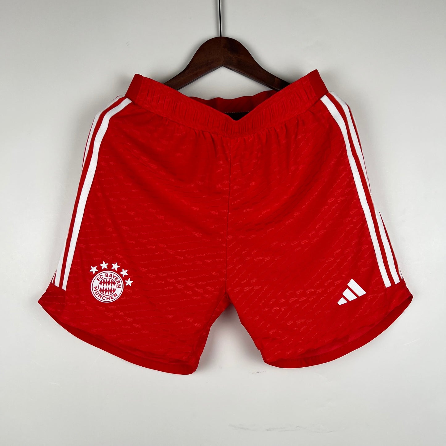 Bayern Munich Local 2023/24 Shorts Rojos