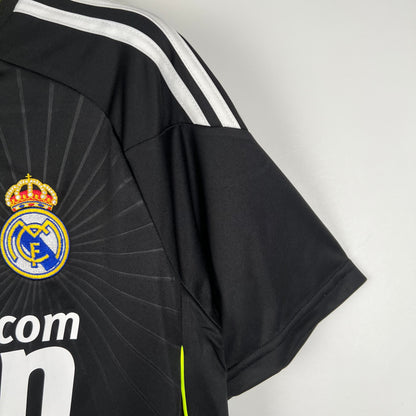 Real Madrid Retro Visita 2010/11 Versión Fan