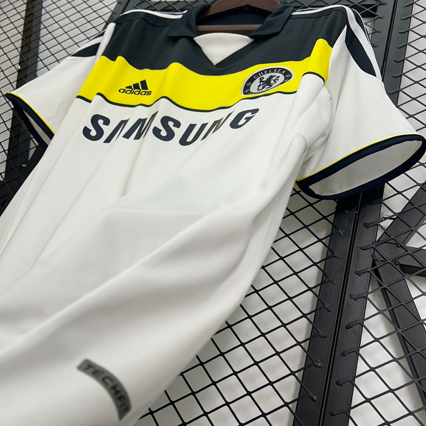 Chelsea Tercera Retro 2011/12 Versión Fan