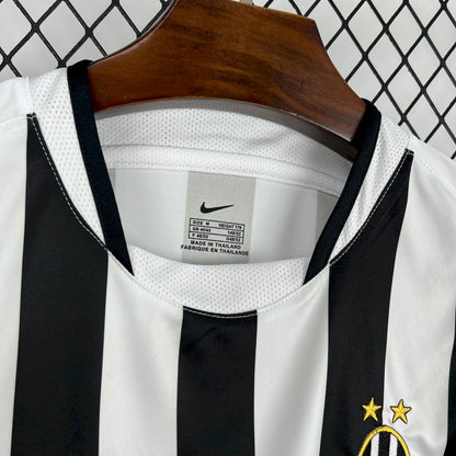Juventus Local Retro 2002/03 Versión Fan