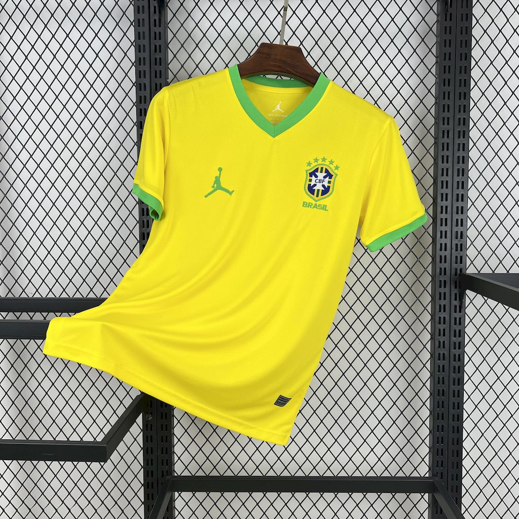 Brasil "Jordan Amarillo" 2025/26 Versión Fan
