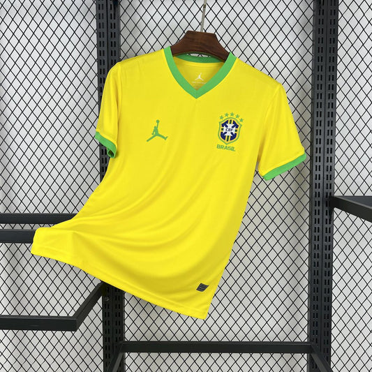 Brasil "Jordan Amarillo" 2025/26 Versión Fan