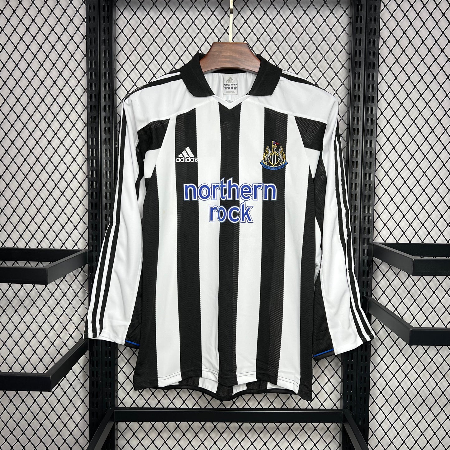 Newcastle United Local Retro Manga Larga 2003/05 Versión Fan