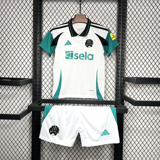 Newcastle Tercera 2024/25 Kit Niños