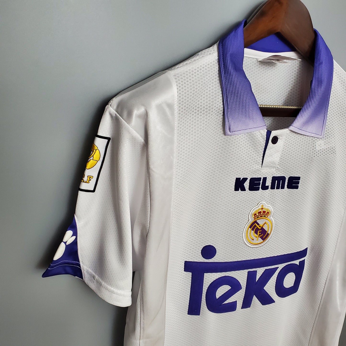 Real Madrid Local Retro 1997/98 Versión Fan