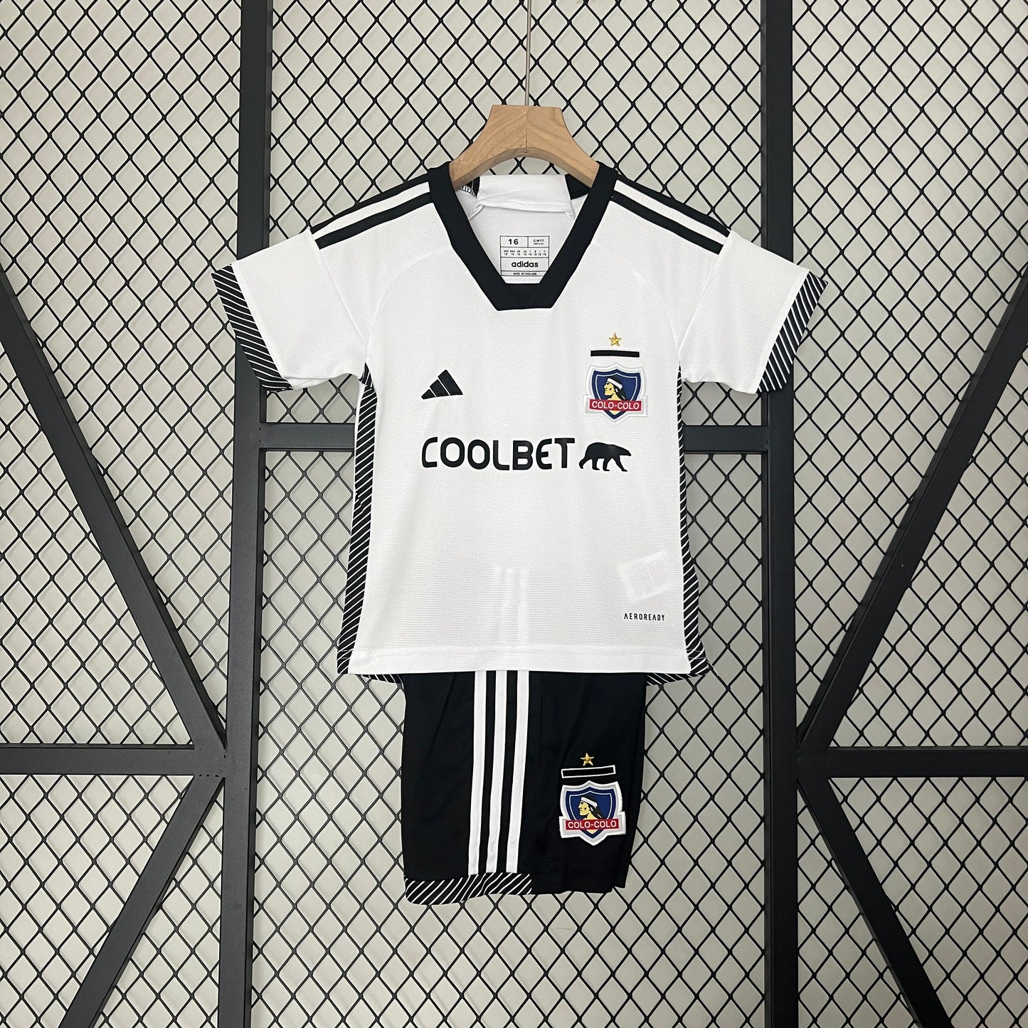 Colo Colo Kit Niños Local 2024