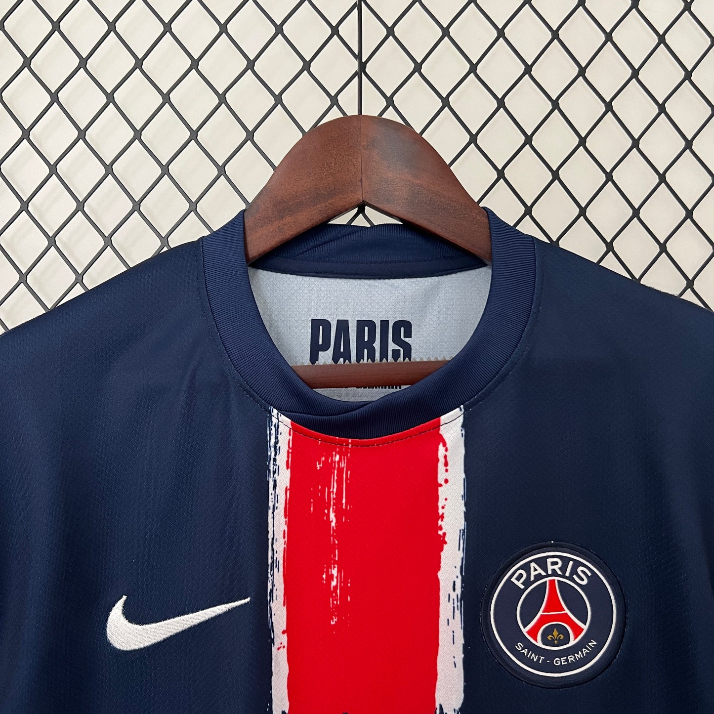 Paris Saint-Germain Local 2024/25 Versión Fan