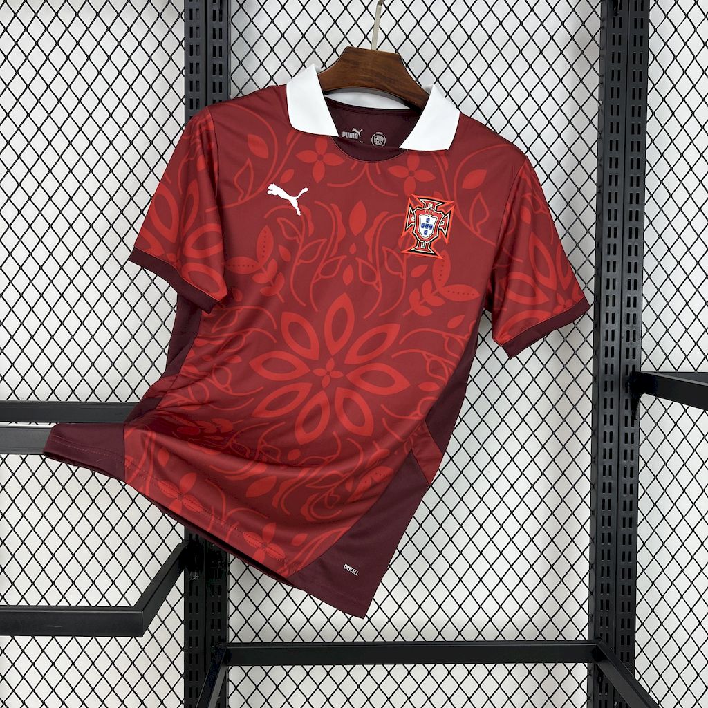 Portugal Entrenamiento Rojo 2025 Versión Fan